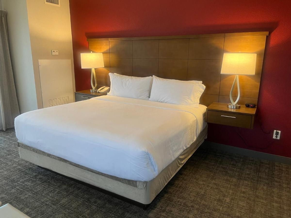 Staybridge Suites San Antonio Downtown Convention Center By Ihg Exterior photo