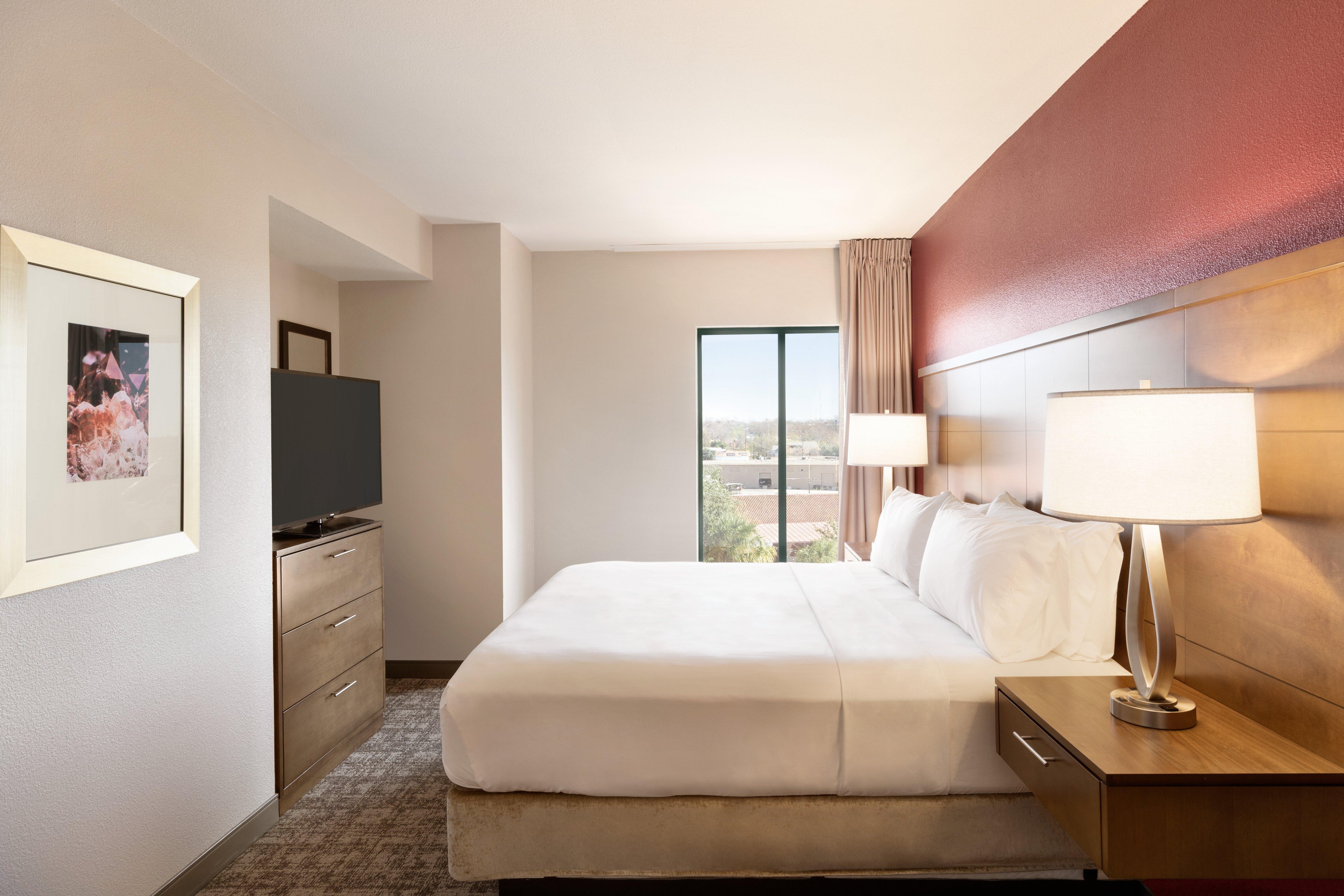 Staybridge Suites San Antonio Downtown Convention Center By Ihg Exterior photo