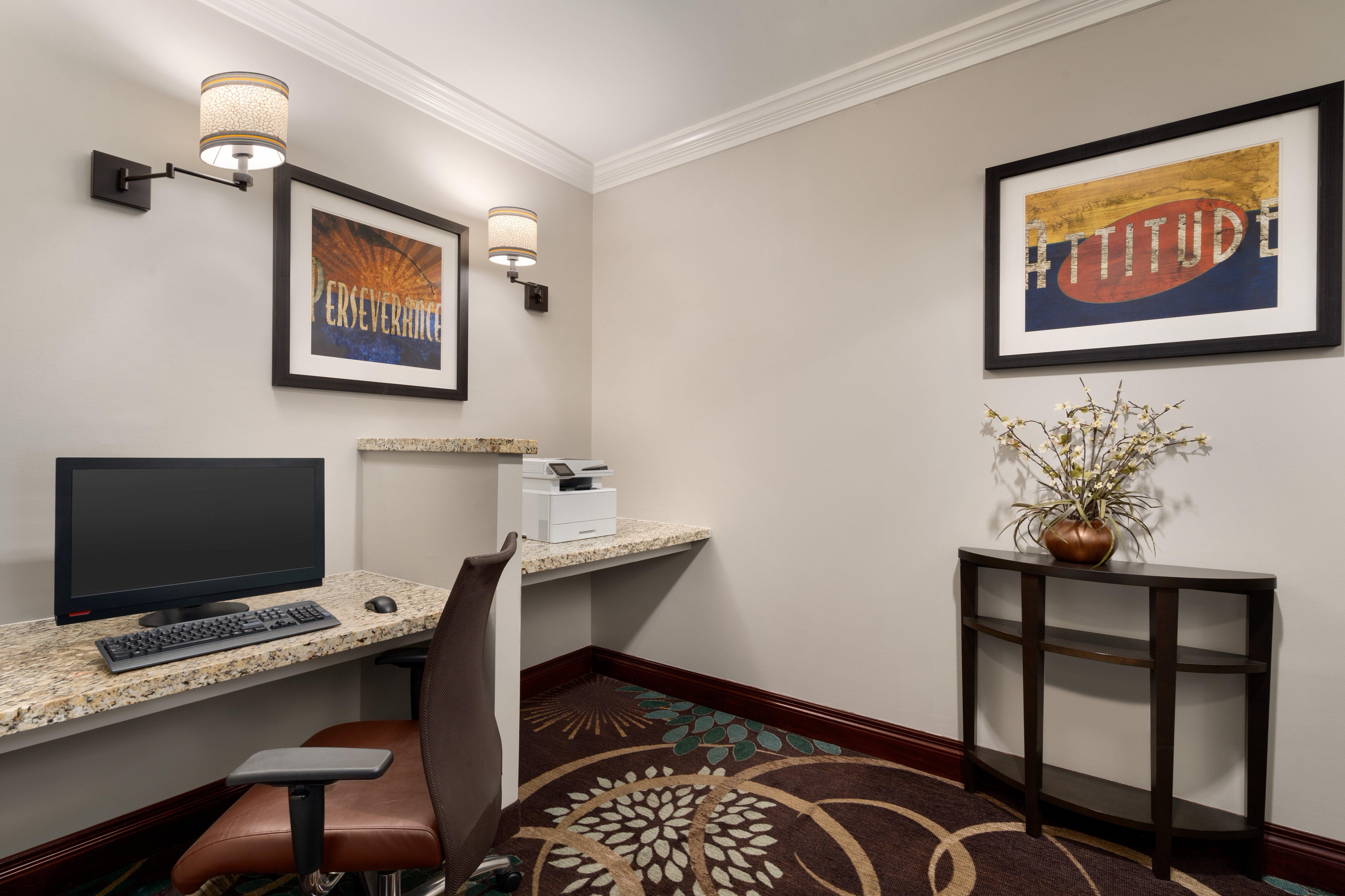 Staybridge Suites San Antonio Downtown Convention Center By Ihg Exterior photo