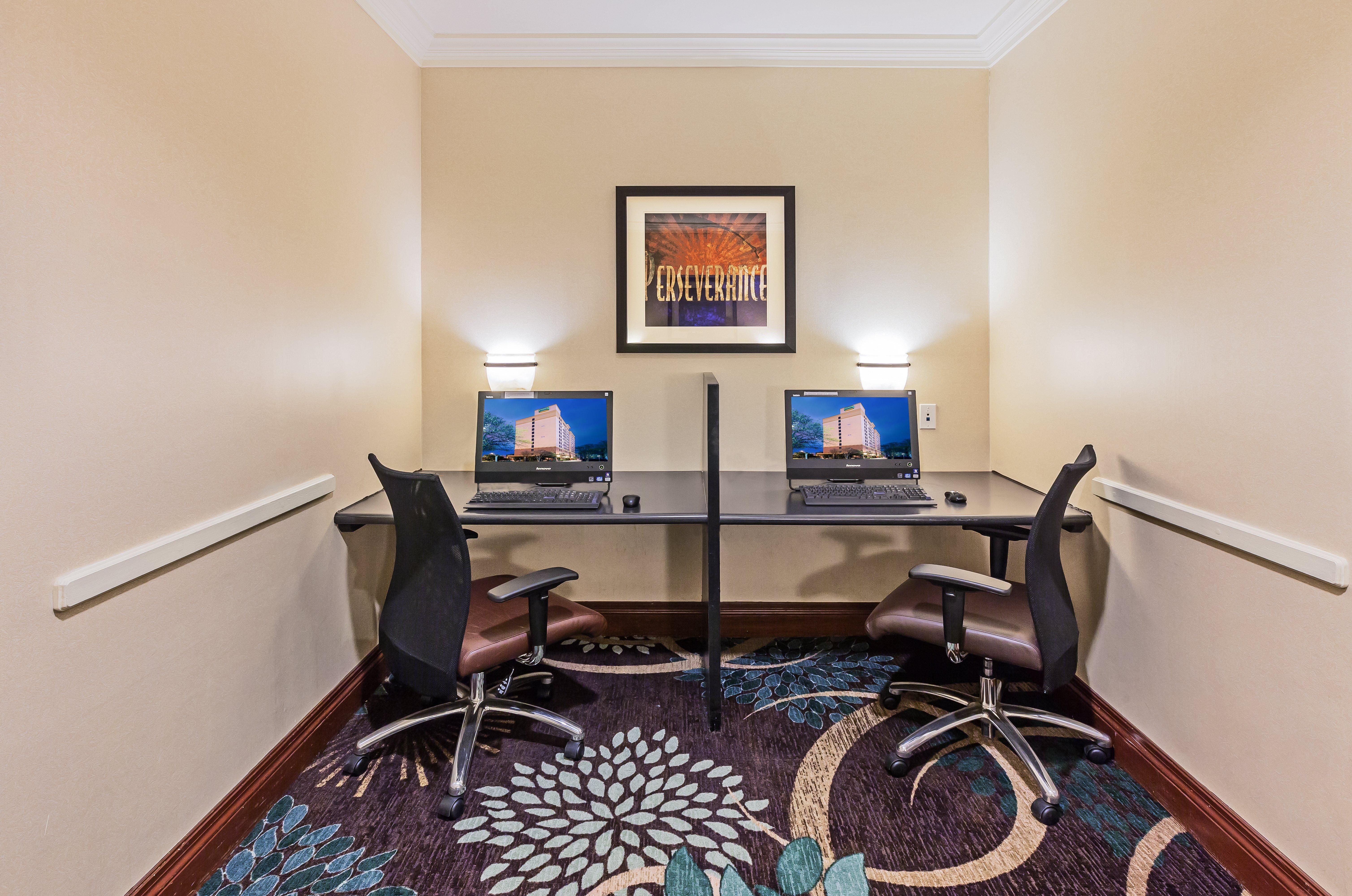 Staybridge Suites San Antonio Downtown Convention Center By Ihg Exterior photo